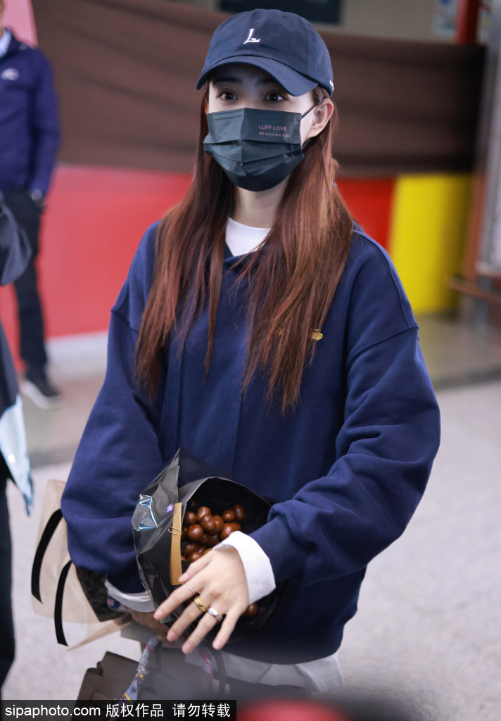 　　此次反倾销调查是依据包括云南云天化在内6家中国主要聚甲醛生产商今年4月22日正式向商务部提交的申请展开的，申请日期比美方5月14日宣布对华加征关税要早3个星期。因此，将这一反倾销调查列为“打击报复”显然不成立。而且中国针对共聚聚甲醛的反倾销调查早在2016年就已开始，2017年开始对韩国、泰国和马来西亚的此项商品征收反倾销税，此次对四地的调查只是扩大了范围。 那么，为什么一次普通且正常的反倾销调查，会引起西方舆论的过度解读？