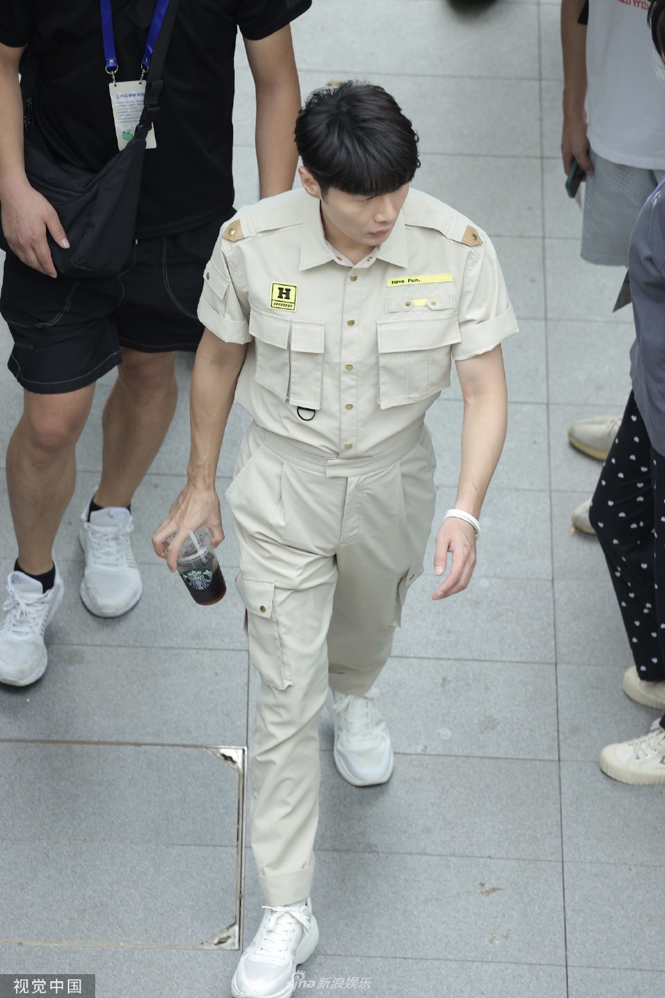 　　陈玉祥严重违反党的组织纪律、廉洁纪律、工作纪律和生活纪律，构成严重职务违法并涉嫌受贿犯罪，且在党的十八大后不收敛、不收手，性质严重，影响恶劣，应予严肃处理。依据《中国共产党纪律处分条例》《中华人民共和国监察法》《中华人民共和国公职人员政务处分法》等有关规定，经中央纪委常委会会议研究并报中共中央批准，决定给予陈玉祥开除党籍处分；由国家监委给予其开除公职处分；收缴其违纪违法所得；将其涉嫌犯罪问题移送检察机关依法审查起诉，所涉财物一并移送。