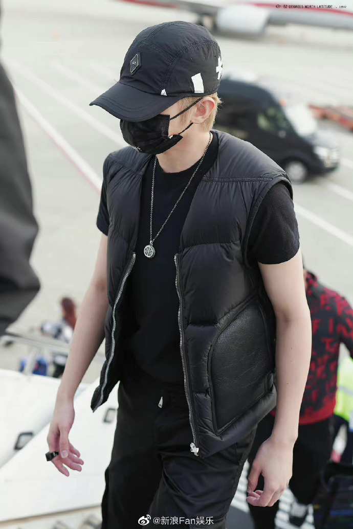 　　针对近期持续高温干旱对农业生产造成的不利影响，农业农村部在前期发布预警信息的基础上，于6月11日对河北、山西、江苏、安徽、山东、河南、陕西等省启动农业重大自然灾害四级应急响应。