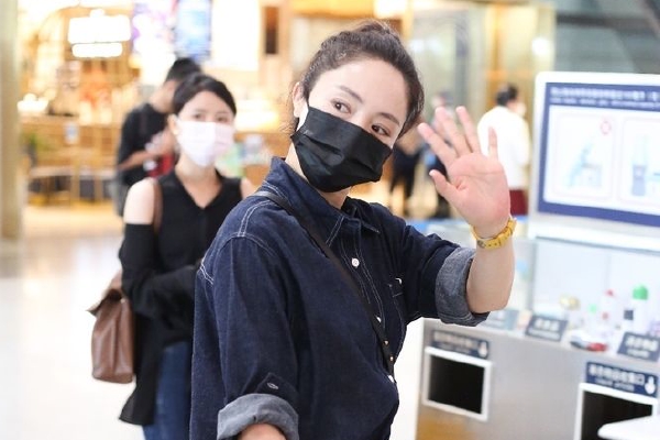 河南省气候中心6月12日8时发布干旱橙色预警,根据最新气象干旱监测显示,安阳、鹤壁、焦作、开封、洛阳、漯河、南阳、平顶山、濮阳、商丘、新乡、信阳、许昌、郑州、周口、驻马店等16个地市72个国家级气象站监测到气象干旱达到重旱等级以上,并已持续10天。据天气部门预报,6月24日之前,全省将维持高温晴热天气,虽然部分时段有分散对流性降水,但无法有效缓解旱情。