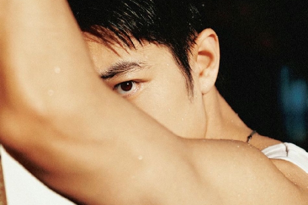 <strong>记者:据报道,印度国防部称,在所谓“阿鲁纳恰尔邦”开通的色拉隧道强化印军备战水平。印已在中印边境新部署1万名士兵。请问发言人有何评论?</strong>