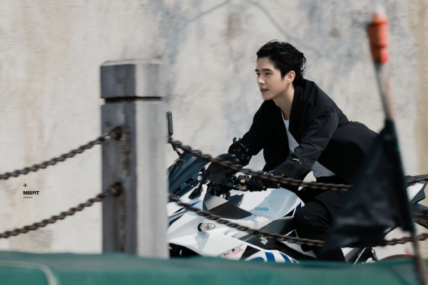 　　纪宁说，目前中国青少年网球尤其是女子青少年网球，已经成为体育职业化和商业化领域一个风口。郑钦文夺冠能促进更多中国青少年加入网球运动。与此同时，中国网球训练场地和比赛场地硬件条件以及软件设施也在发生巨大变化，网球经济蕴含的巨大空间也随之逐步释放出来。