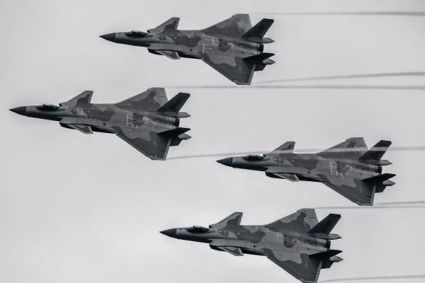 　　国家防灾减灾救灾委员会办公室、应急管理部会同国家粮食和物资储备局向河北、山西、内蒙古、山东、河南5省（区）调拨3万件中央救灾物资，支持地方做好抗旱救灾各项工作。