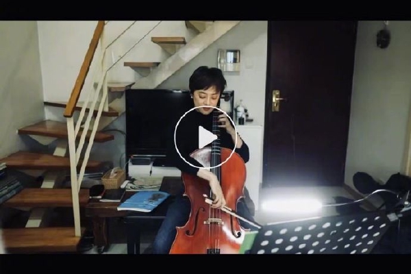 　　双方主张维护中东地区和平稳定，反对干涉地区国家内政。双方支持在以“两国方案”为关键要素的公认国际法基础上全面、公正、持久解决巴勒斯坦问题，期待看到建立以1967年边界为基础，东耶路撒冷为首都，与以色列和平安全共存的独立的巴勒斯坦国。