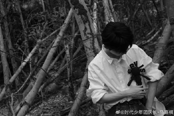 　　《南华早报》称，疫情后，中国和中东之间的航班迅速恢复，有助于降低机票价格。中国民航资源网数据显示，目前中国与中东之间每周航班数量已超过疫情前水平；埃及和沙特到中国的航班数量甚至比2019年增加了一倍。沙特和卡塔尔表示，他们打算很快进一步增加与中国的直航航班数量。