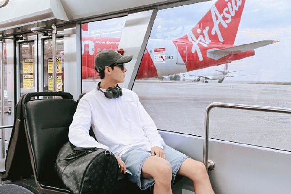 　　坚持和平利用、平等互利、共同发展，是中国发展载人航天事业始终坚守的原则。后续，将按照既定计划稳步推进与联合国外空司等机构的国际合作项目。中国愿意与世界各国特别是发展中国家，分享中国载人航天发展成果，共同推动世界航天技术发展，为和平利用太空、造福全人类作出积极贡献。