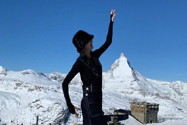 　　2015年，杨慧调任贵州省疾病预防控制中心党委书记、副主任，2018年回到贵州省卫计委，任党组成员、副主任，当年11月任贵州省卫生健康委员会副主任，2020年8月任省卫健委党组书记，至此番任上被查。