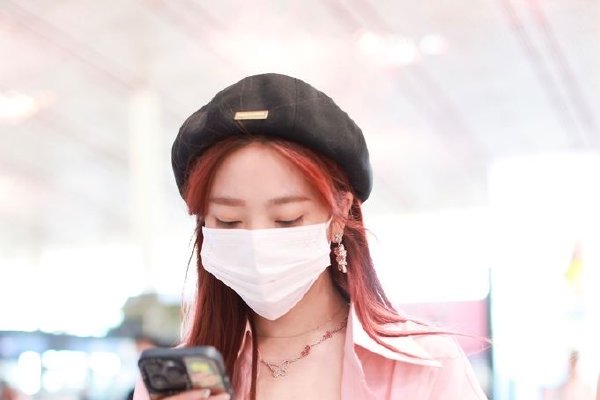 　　李龙表示，目前不好预估最终的分数，至于报考哪所高校，计划根据考试发挥情况决定，“但是，我学医的目标并未改变，仍梦想进入顶尖的医学院。”