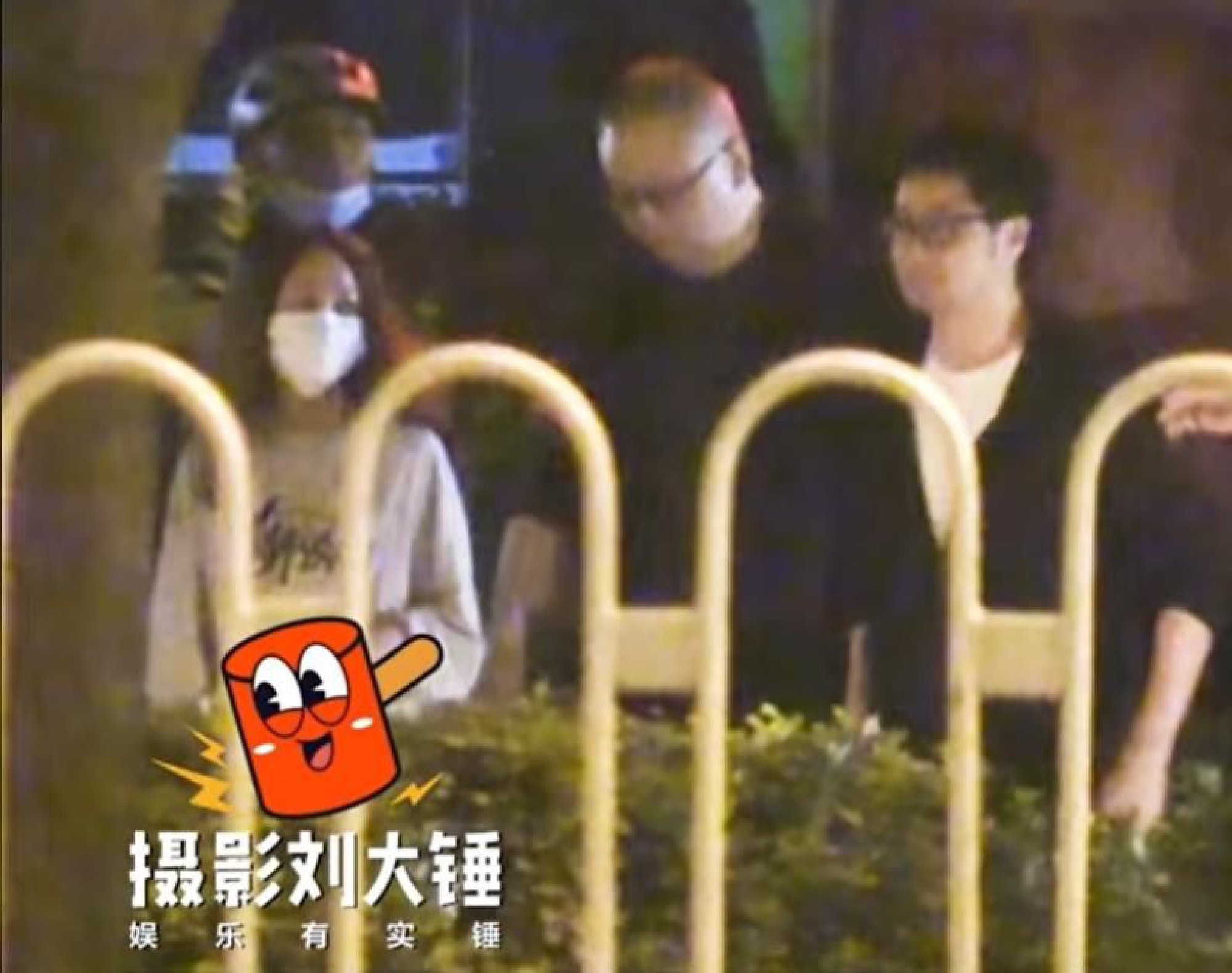 　　中国区域科学协会长江经济带研究专委会主任、四川省区域科学学会会长周江在接受中国新闻周刊采访时提到，城市的人口规模一定要和其承载能力相适应。