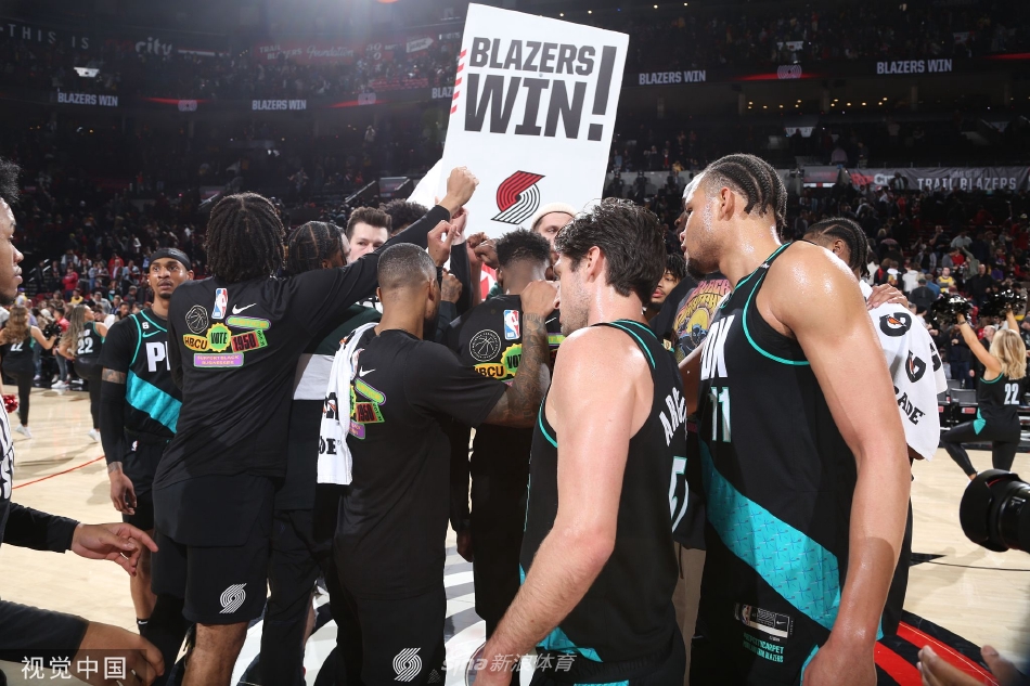 　　80年来，中国福利会秉持“永远和党在一起”的坚定信念，在妇幼保健、校内外教育、少儿文化及社会福利等领域开展实验性、示范性工作，为我国妇女儿童事业发展，为促进祖国统一事业、维护世界和平与发展，发挥了独特作用，取得了丰硕成果。