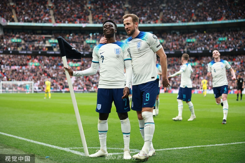 根据香港交易所《组织章程细则》第109(2)条及《证券及期货条例》第69条,港交所董事会决议主席人选后,仍须经香港特区行政长官书面批准。