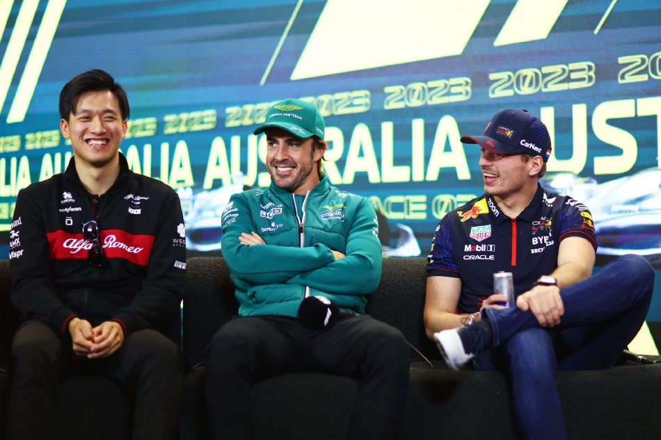 　　近日，中国海警局南海分局组织中国海警局直属第三、第四、第五局，广东、广西、海南海警局及三省（区）渔政部门，在北纬12度以北的南海海域开展2024年南海伏季休渔第一次同步执法行动。针对外籍渔船在我休渔期间的侵渔行为，南海分局组织舰艇在重点海域持续加大监管力度，累计驱离外籍渔船138艘次、登检14艘，抓扣1艘10人。