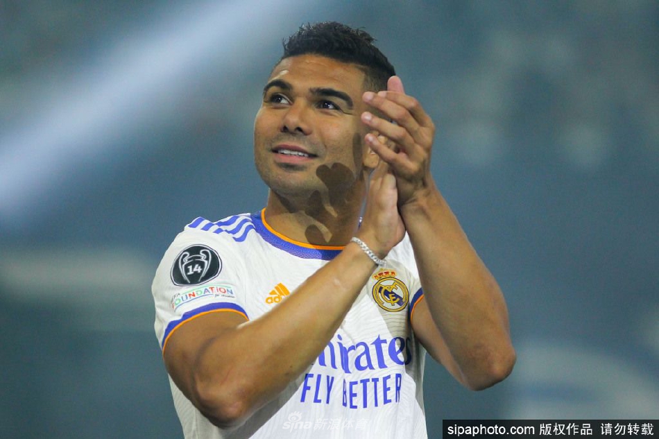 6月21日,中央纪委国家监委发布消息,自然资源部原党组成员,中国地质调查局原党组书记、局长钟自然被开除党籍,涉嫌受贿、故意泄露国家秘密犯罪问题移送检察机关依法审查起诉。