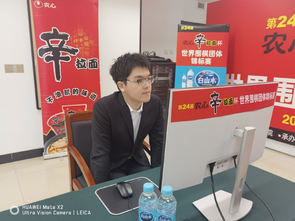 　　华东师范大学城市发展研究院院长、中国城市规划学会理事曾刚向中国新闻周刊表示，杭州步入超大城市之列，将极大地提升城市战略地位和全球影响力。